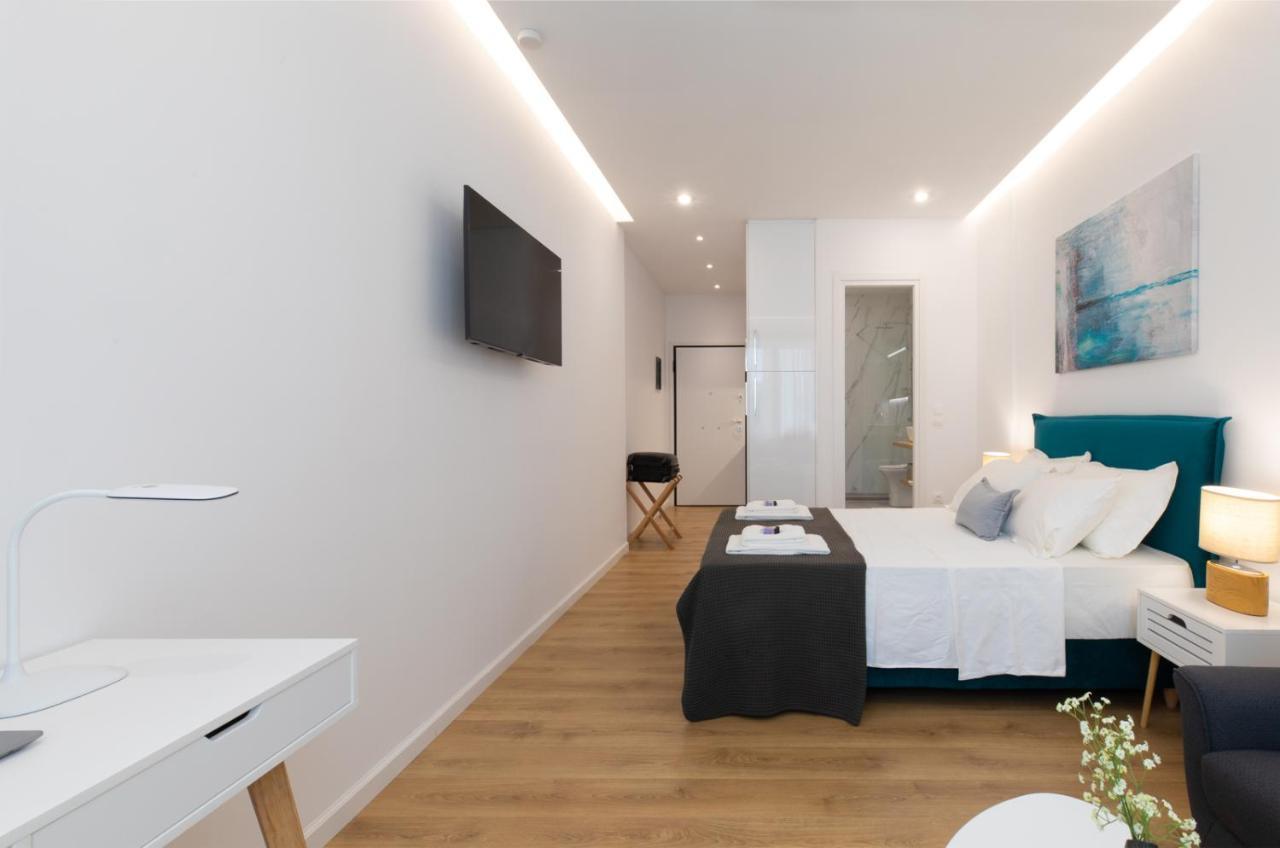 Minimal Apartment In Plaka 雅典 外观 照片