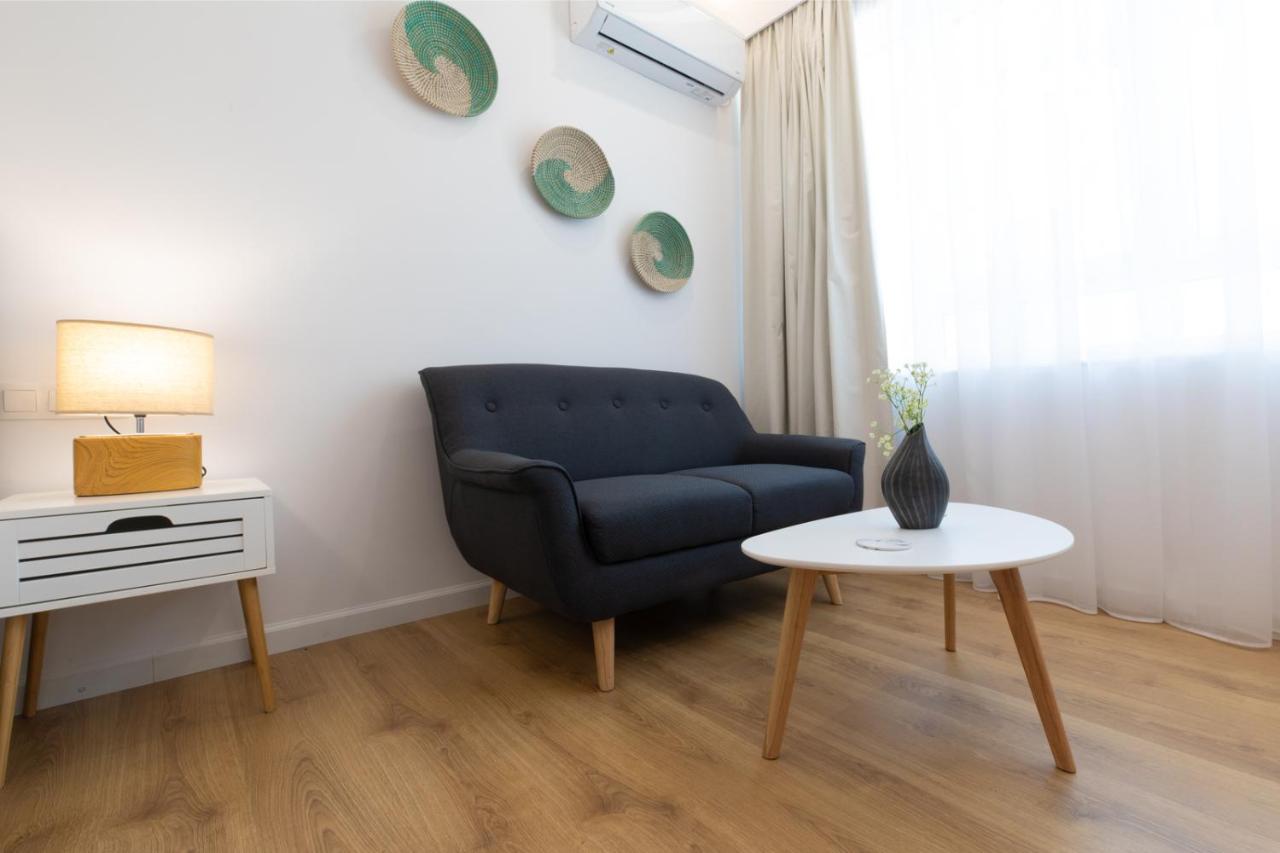 Minimal Apartment In Plaka 雅典 外观 照片