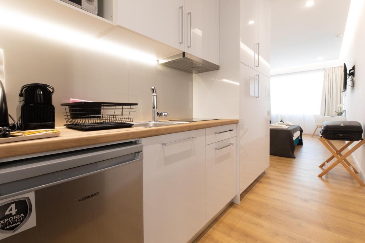 Minimal Apartment In Plaka 雅典 外观 照片